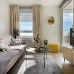 Komfortowy Z Balkonem I Parkingiem Apartamento *