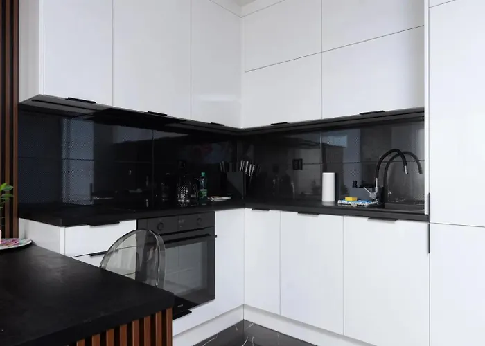 Komfortowy Z Balkonem I Parkingiem * Wroclaw