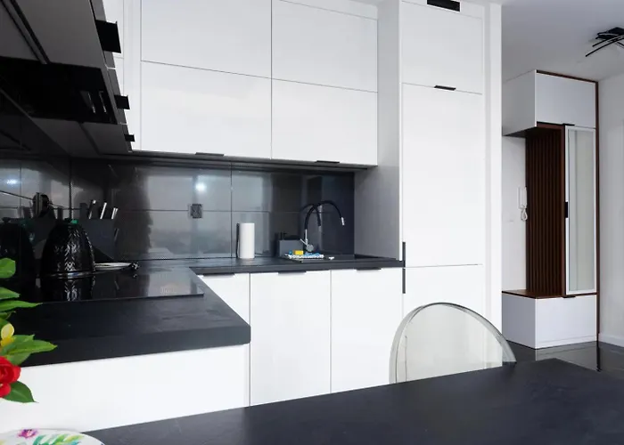 Apartment Komfortowy Z Balkonem I Parkingiem *