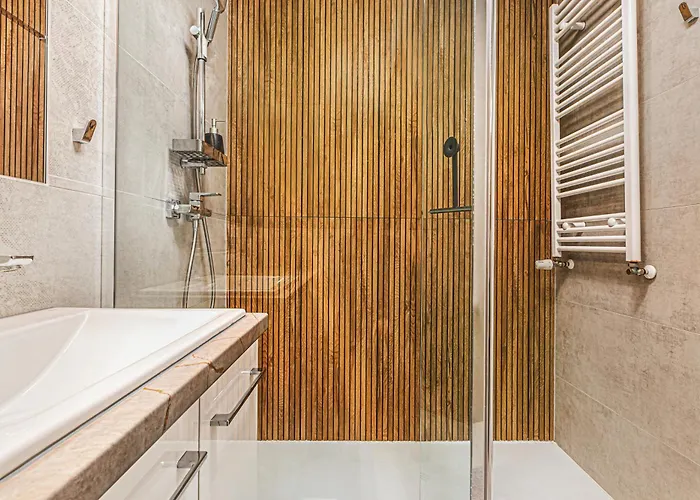 Komfortowy Z Balkonem I Parkingiem Apartment