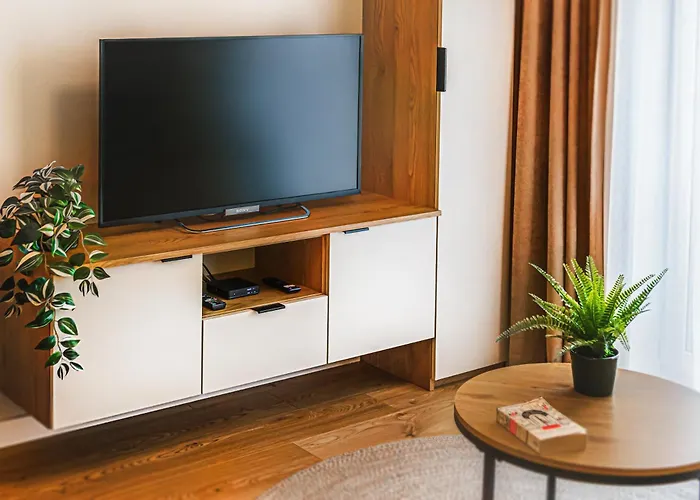 Komfortowy Z Balkonem I Parkingiem * Wroclaw