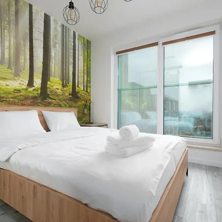 Komfortowy Z Balkonem I Parkingiem 아파트