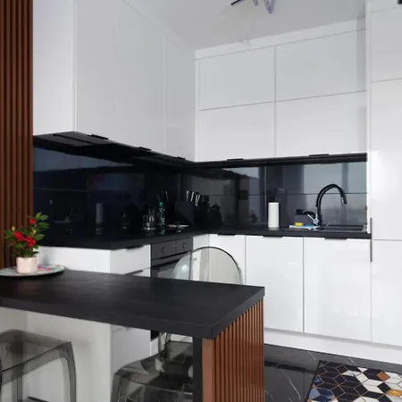 아파트 Komfortowy Z Balkonem I Parkingiem *