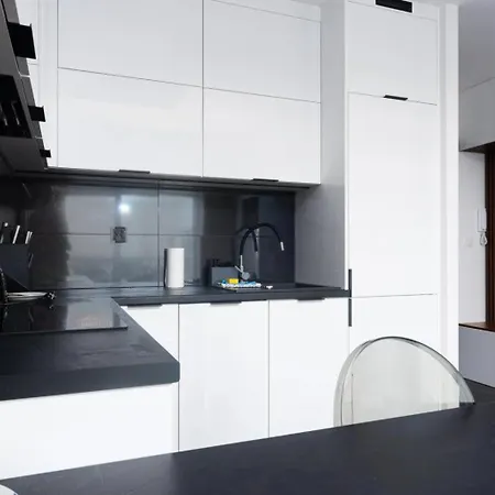 アパート Komfortowy Z Balkonem I Parkingiem *