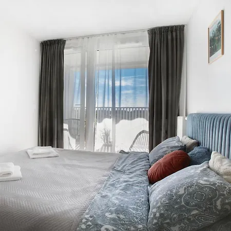 Komfortowy Z Balkonem I Parkingiem アパート ヴロツワフ