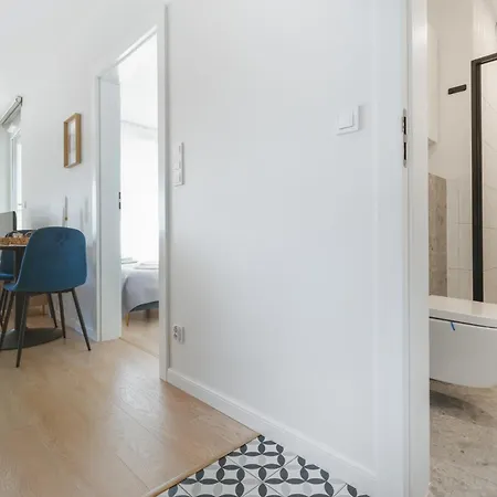 아파트 Komfortowy Z Balkonem I Parkingiem 브로츠와프