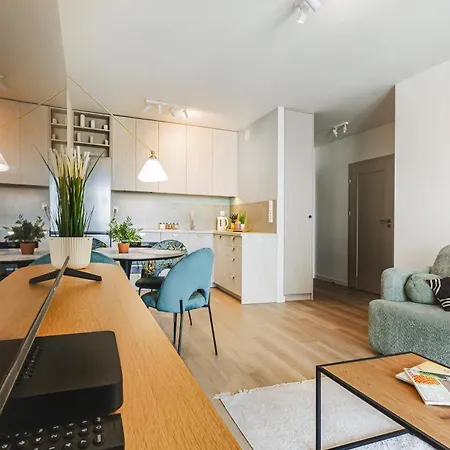 Apartament Komfortowy Z Balkonem I Parkingiem *