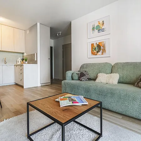 アパート Komfortowy Z Balkonem I Parkingiem ヴロツワフ