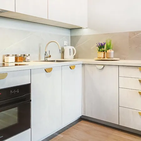 アパート Komfortowy Z Balkonem I Parkingiem *