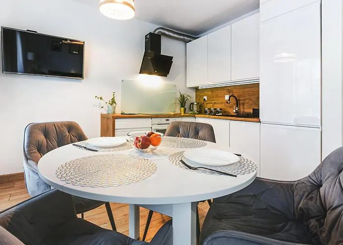 Komfortowy Z Balkonem I Parkingiem * Wrocław