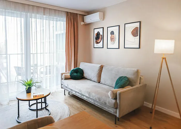 Komfortowy Z Balkonem I Parkingiem * Wrocław