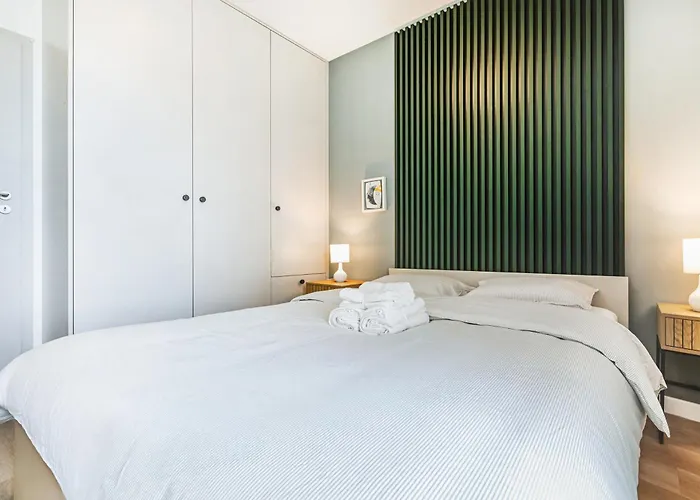 Komfortowy Z Balkonem I Parkingiem * Breslau